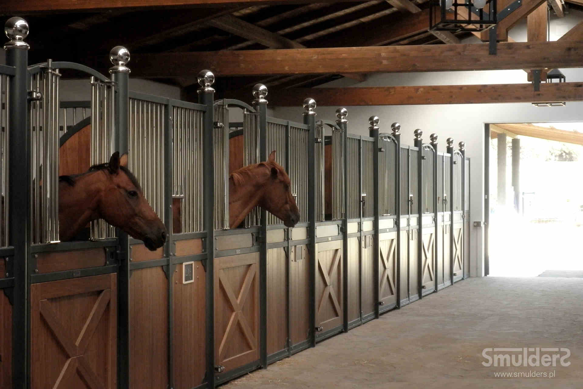Fioravanti Horse Farm, Italien — Smulders hestestald installation